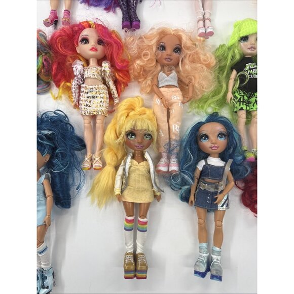Rainbow High Doll Lot of 15 with Clothes Shoes Articulated Colorful Hair MGA - Picture 9 of 14